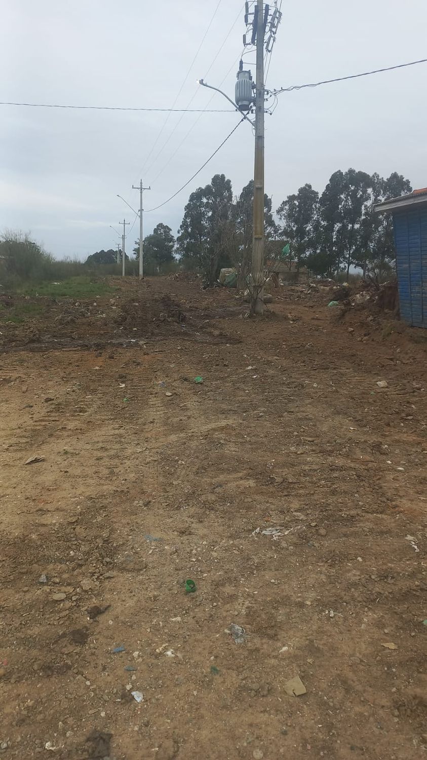 QUESTÃO AMBIENTAL: COMEÇA CERCAMENTO DO ANTIGO ATERRO SANITÁRIO.