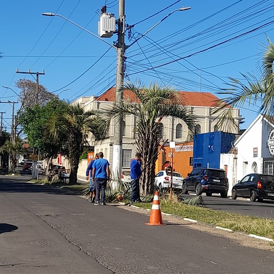 ZELADORIA-AÇÕES DA PREFEITURA ALCANÇAM DIVERSOS BAIRROS