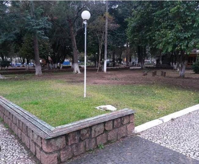 ALERTA - FURTO DE FIAÇÃO CAUSA ESCURIDÃO NA PRAÇA TUNUCA SILVEIRA