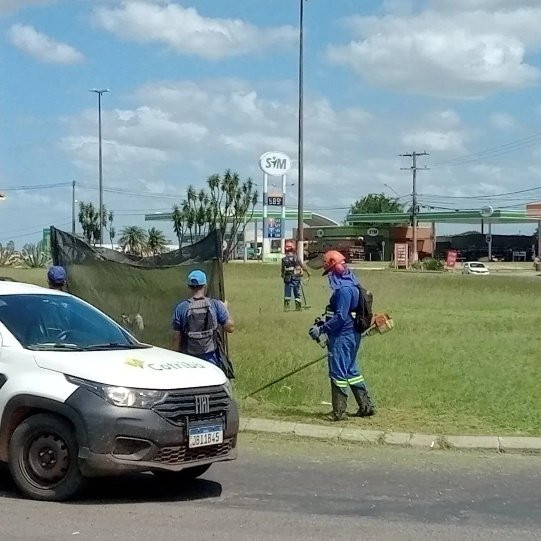 RUAS RECEBEM MANUTENÇÃO