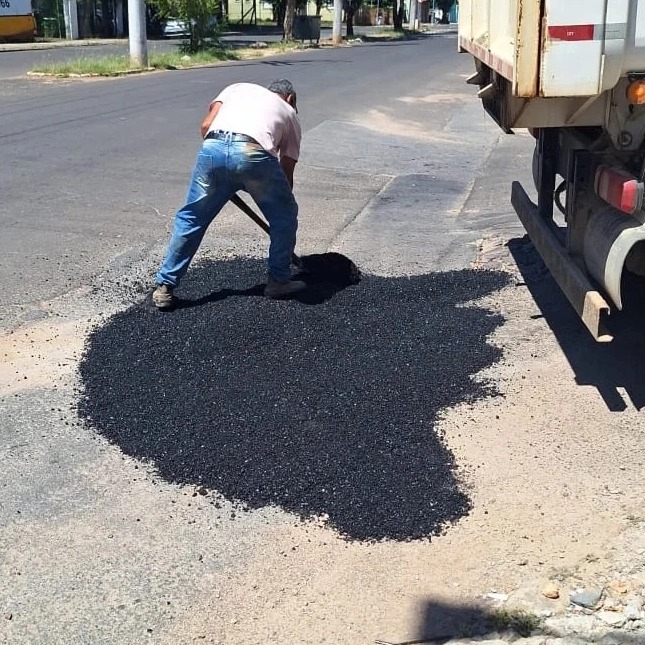 620 TONELADAS DE ASFALTO APLICADAS EM DOIS MESES