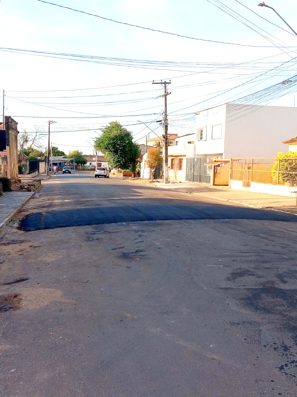 TRÂNSITO: OBRAS INSTALA QUEBRA-MOLAS NA CELESTINO E GENERAL CÂMARA.